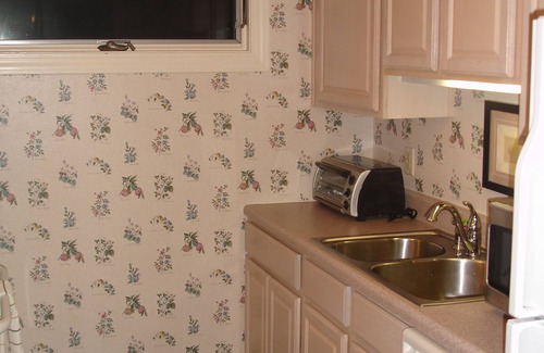 West Beach Village Villa | Gorgeous Fairway Oaks Villa, 100 yards from the beach