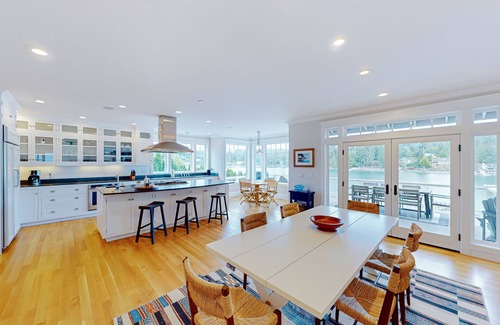Gig Harbor House | Gorgeous family-friendly waterfront island home w/private dock, panoramic views