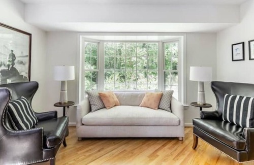 McLean House | Gorgeous family home close to DC