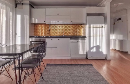 Kepez Apartment | Gorgeous flat in Çanakkale center, near sea (D5)