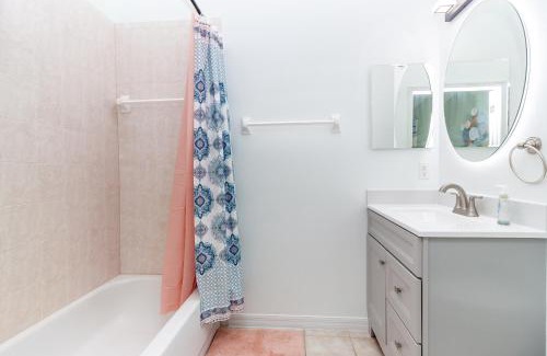 St. Cloud Villa | Gorgeous Fully Furnished 2-Bedroom Luxury Villa