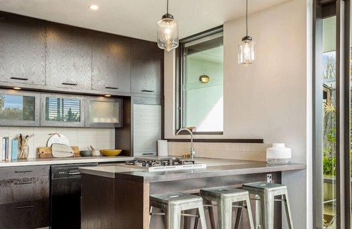Grey Lynn House | Gorgeous Grey Lynn two bedroom haven