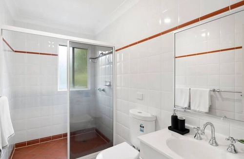 Kingston Apartment | Gorgeous Griffith 2Bed/1Bath Pad