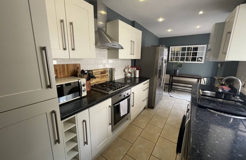 Clifton Apartment | Gorgeous Hideaway in Classy Clifton