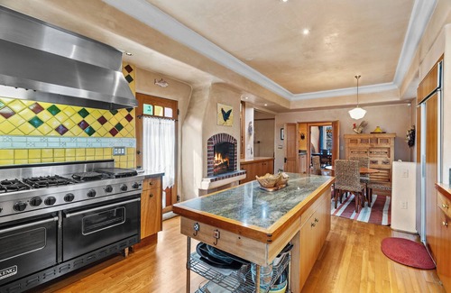 South Capitol House | Gorgeous Historical Santa Fe Home Near Plaza