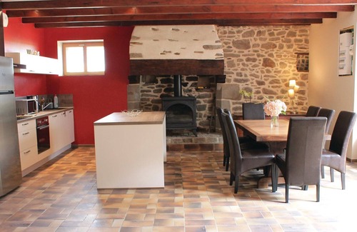 Pleudihen-sur-Rance House | Gorgeous home in Pleudihen sur Rance