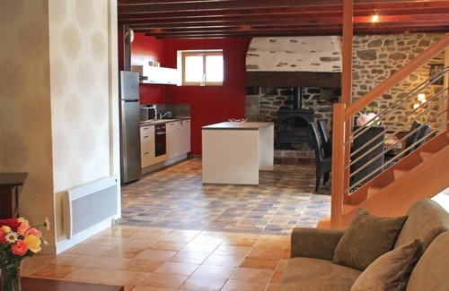 Pleudihen-sur-Rance House | Gorgeous home in Pleudihen sur Rance
