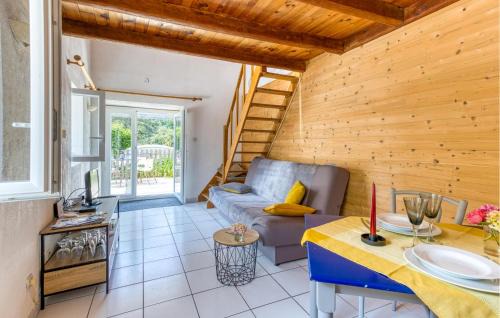 Saint-Jean-d'Angely House | Gorgeous Home In Saint-Jean-D'angély