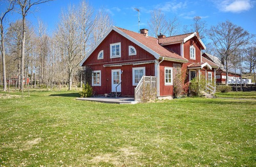 Aryd House | Gorgeous home in åryd with kitchen