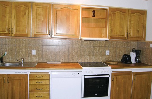 Skarseryd House | Gorgeous home in Annerstad with kitchen