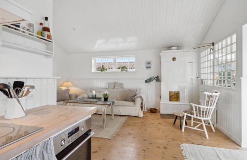 Assens House | Gorgeous home in Assens with kitchen