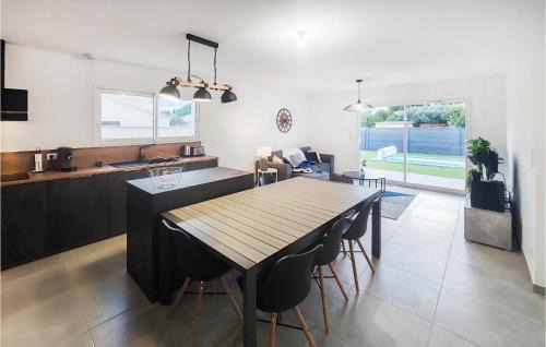 Bassan House | Gorgeous Home In Bassan