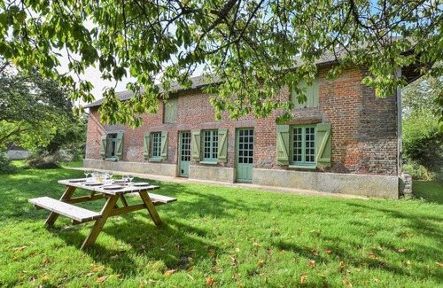 Saint-Pierre-de-Cormeilles House | Gorgeous Home In Cormeilles With Wifi