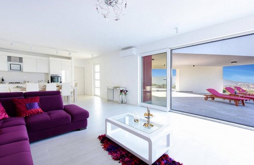 Sukosan House | Gorgeous home in Debeljak