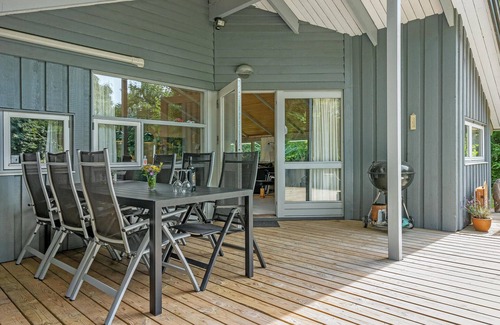 Dronningmolle House | Gorgeous home in Dronningmølle