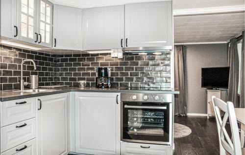 Fengersfors House | Gorgeous Home In Fengersfors With Wifi