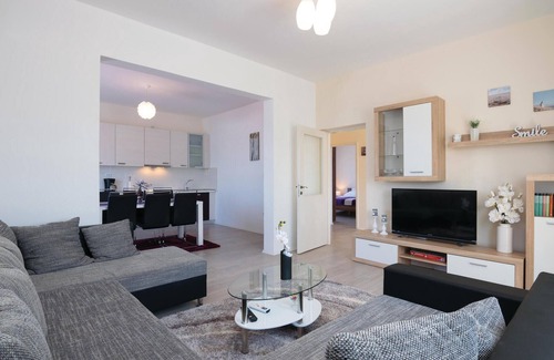 Sukosan House | Gorgeous home in Gorica with kitchen