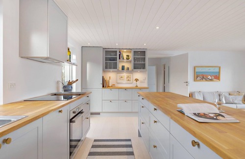 Gudhjem House | Gorgeous home in Gudhjem with WiFi