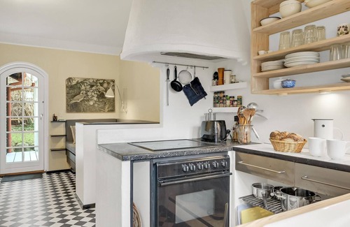 Hornbaek House | Gorgeous home in Hornbæk with kitchen