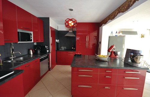 Les Adrets-de-l'Esterel House | Gorgeous home in Les Adrets with WiFi