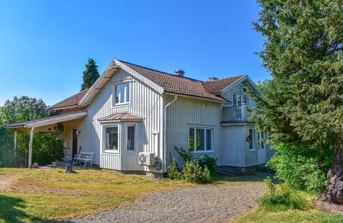 Listerby House | Gorgeous home in Listerby with kitchen