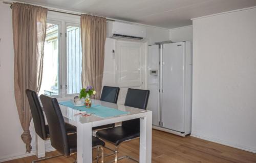 Listerby House | Gorgeous Home In Listerby With Kitchen