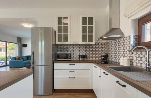 Liznjan House | Gorgeous home in Pula
