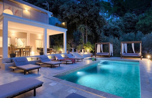 Pomer House | Gorgeous home in Pula