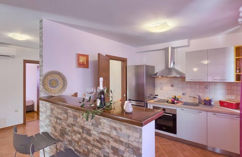 Valdebek House | Gorgeous home in Pula