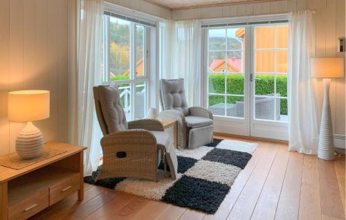 Songe House | Gorgeous Home In Risør With Wifi