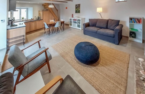 Saint-Clet House | Gorgeous home in Saint-Clet with WiFi