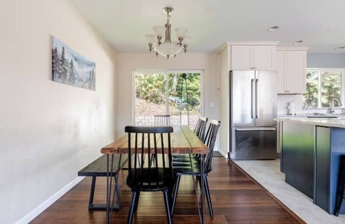 Rollingbay House | Gorgeous Home in Silverdale, Perfect for Families!