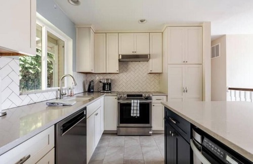 Rollingbay House | Gorgeous Home in Silverdale, Perfect for Families!
