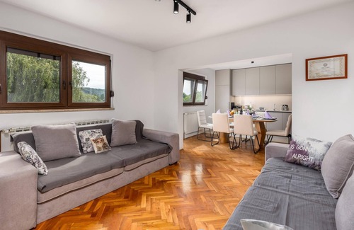 Slunj House | Gorgeous home in Slunj with kitchen