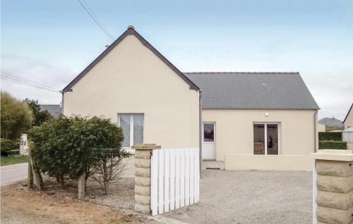 Saint-Marcouf House | Gorgeous Home In St Marcouf De L'isle