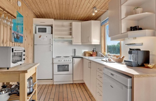 Egense House | Gorgeous home in Storvorde with WiFi