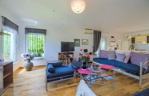 Jursici House | Gorgeous home in Svetvincenat with WiFi