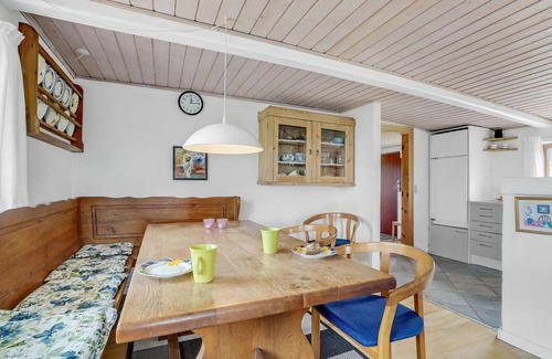 Thyholm House | Gorgeous home in Thyholm with kitchen