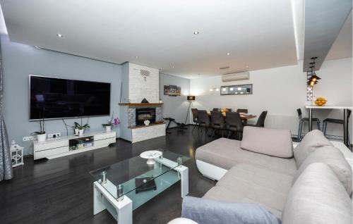 Trilj House | Gorgeous Home In Trilj