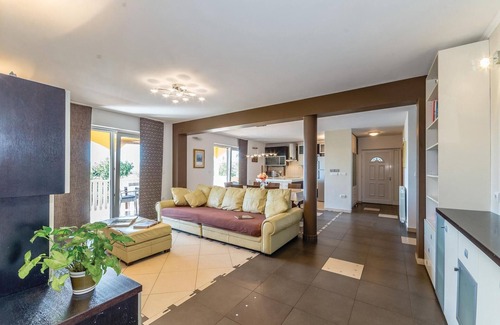Turanj House | Gorgeous home in Turanj