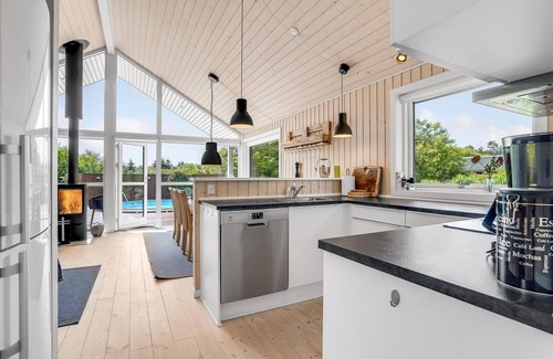 Vemb House | Gorgeous home in Vemb