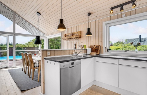 Vemb House | Gorgeous home in Vemb