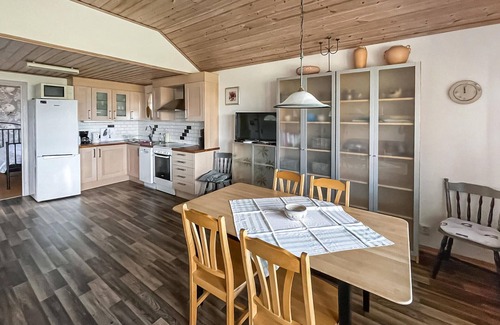 Flattinge House | Gorgeous home in Vittaryd with WiFi