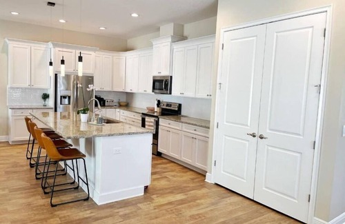Ballast Point House | Gorgeous Home w/Huge Salt-Water POOL & SPA