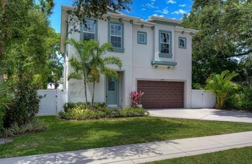 Ballast Point House | Gorgeous Home w/Huge Salt-Water POOL & SPA
