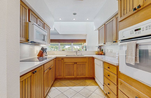 Poipu Apartment | Gorgeous home with lanai, AC, pool, hot tub, & tennis - walk to dining & beach