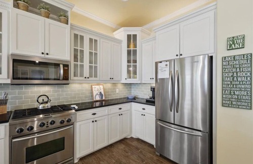 Graham House | Gorgeous Lakefront Home, Possum Kingdom Lake peninsula! Best Views in the Area!