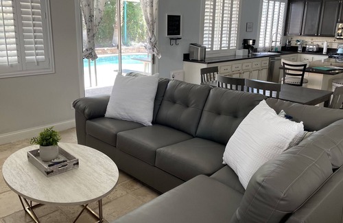 Gibson Springs House | Gorgeous Las Vegas/Henderson Home with Pool!!!