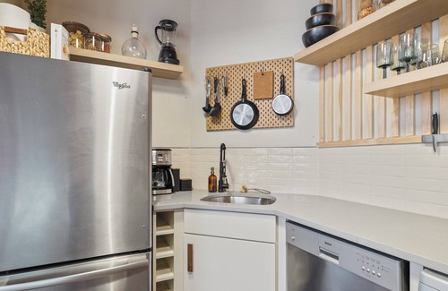 Garment District Condo | Gorgeous Loft - Heart of the Garment District!