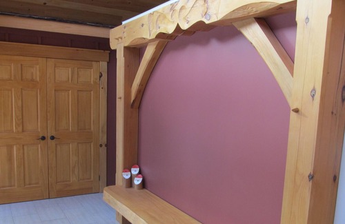 Grand Bend Cottage | Gorgeous Log Home Across From The Pinery